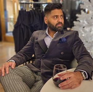 Meet your Posher, Adhithya